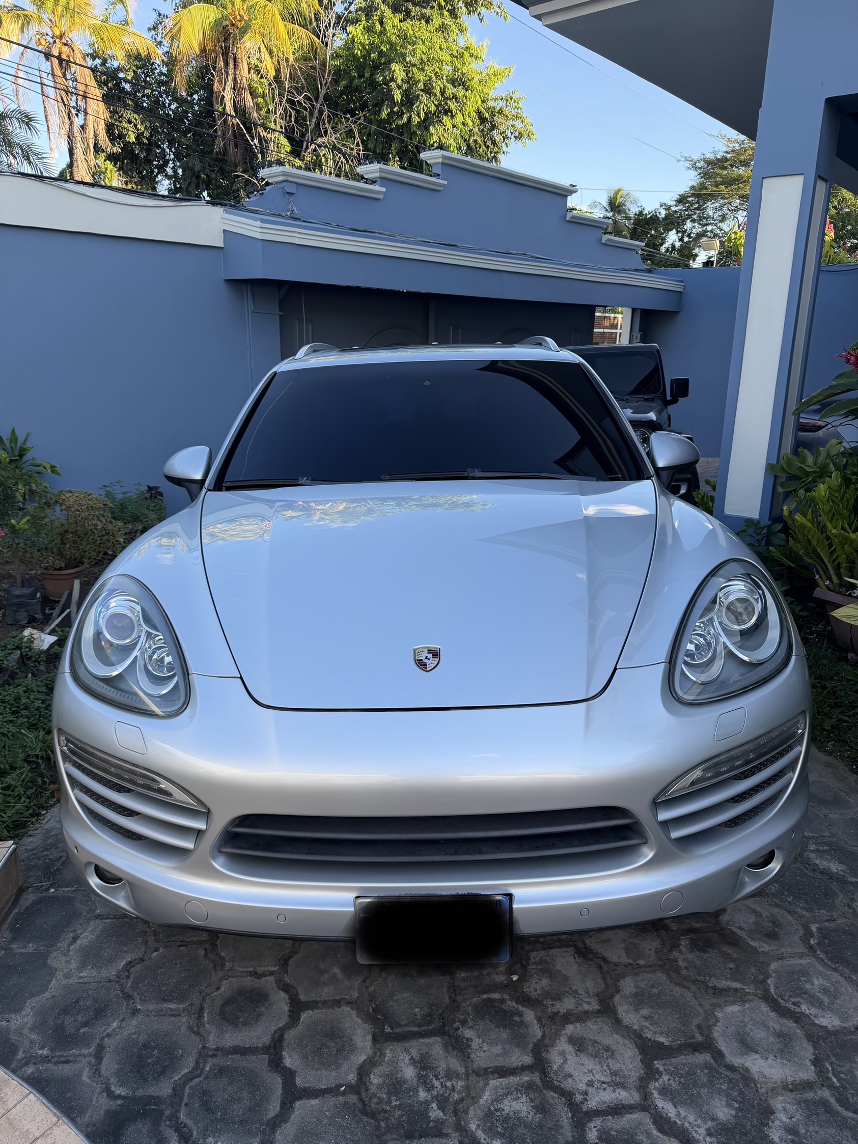 Porsche Cayenne 2011